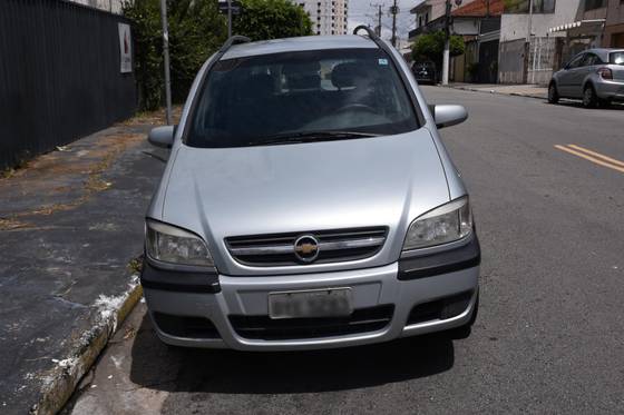 CHEVROLET ZAFIRA 2.0 MPFI EXPRESSION 8V FLEX 4P AUTOMÁTICO